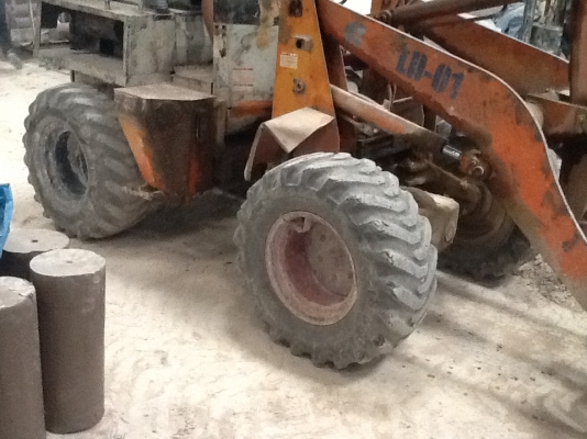 รถตักล้อยางขนาดเล็ก ราคาร้อนๆลดสุดๆ HITHACHI LB01 ขนาดเท่า komatsu wa30 รถตักล้อยางขนาดเล็ก ราคาร้อนๆลดสุดๆ HITHACHI LB01 ขนาดเท่า komatsu wa30