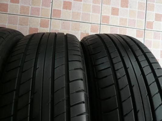 ขายยาง DUNLOP----185-55-15----ปี11 (1ชุด)