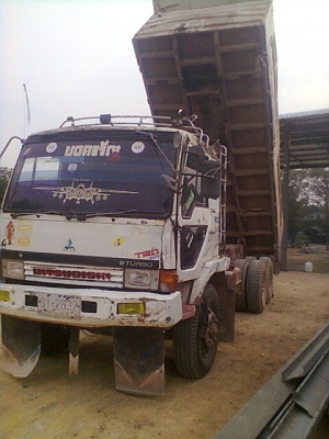 ขายMITSUBISHI FN527M-TF1557 หลงโบ 2 เพลาดัมพ์ กระบะสามมิตรลอนเฉียง เกียร์ฟูลเลอร์ ขายMITSUBISHI FN527M-TF1557 หลงโบ 2 เพลาดัมพ์ กระบะสามมิตรลอนเฉียง เกียร์ฟูลเลอร์