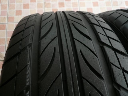 ขายยาง-----225-55-17----ปี11 สวยๆ (1คู่) ขายยาง-----225-55-17----ปี11 สวยๆ (1คู่)