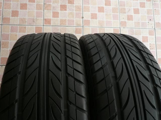 ขายยาง-----225-55-17----ปี11 สวยๆ (1คู่) ขายยาง-----225-55-17----ปี11 สวยๆ (1คู่)