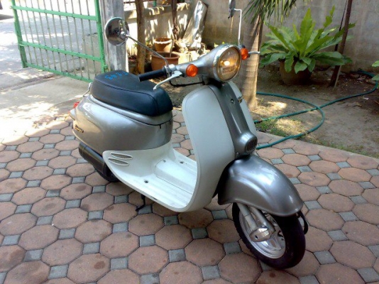 Honda Giorno สีบอร์น สภาพสวย ประกอบใหม่ พร้อมรีโมท 17000