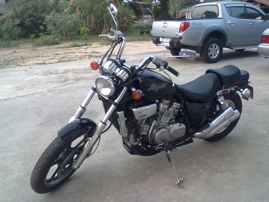 ขาย Honda Super Magna 750CC. ทะเบียนพร้อมโอน