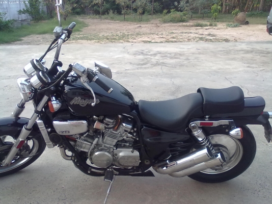 ขาย Honda Super Magna 750CC. ทะเบียนพร้อมโอน