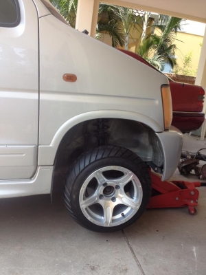 ล้อหน้ากว้าง ขอบ12 สำหรับ กระป้อ 4x4 ไดอัทสุ ซูซูกิ ใส่ได้หมดครับ ล้อหน้ากว้าง ขอบ12 สำหรับ กระป้อ 4x4 ไดอัทสุ ซูซูกิ ใส่ได้หมดครับ