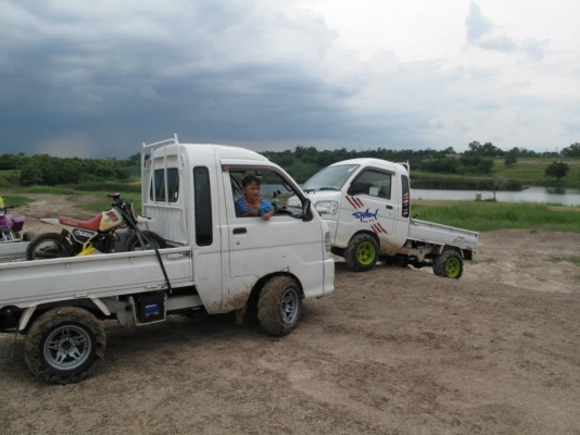 จำหน่ายรถ อะไหล่ ตกแต่ง >>>รถกระป้อ4x4 <<<<<