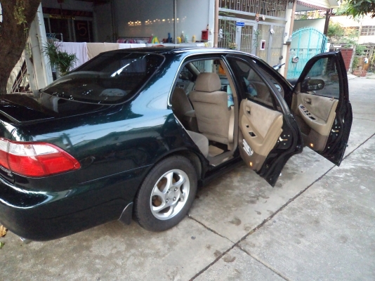 ขายด่วน ร้อน HONDA  ACCORD ปี 2000 งูเห่า