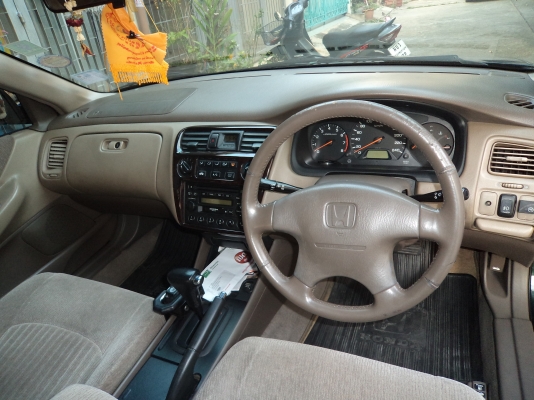 ขายด่วน ร้อน HONDA  ACCORD ปี 2000 งูเห่า