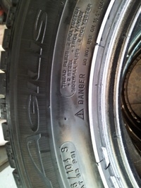 ขายยาง205/70/15 ยางMICHELIN AGILIS ปี 09