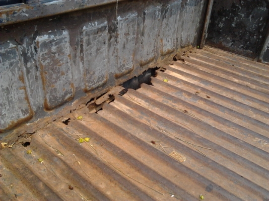 ***ขายแล้วครับขอบคุณ Truck2hand ขาย กระบะตอนเดียว MITSU L200 CYCLONE2.5ปี32/89 เครื่องเดิม เกียร์เดิม แห้งดี แรงดี ติดง่าย ช่วงล่างดีคัสซีสวย ยางดี4เส้น รถบางเดิม สีไม่สวยต้องเก็บ ภายในดี คอนโซลครบ พื้นเก๋งมีผุนิดๆ กระบะพื้นผุ ข้างผุ ขายตามสภาพ พร้อมใช้งา