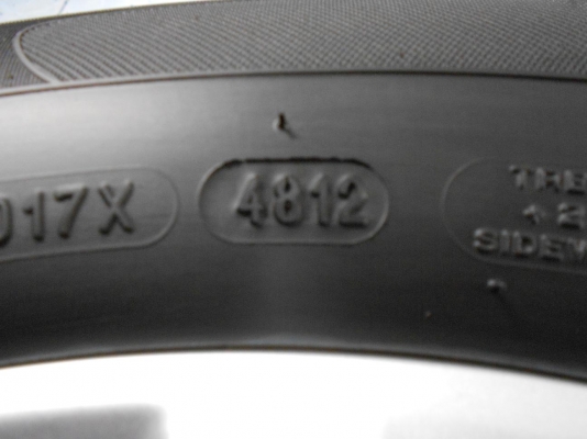 ขายล้อแม็ก All New Camry ขอบ16 พร้อมยางป้ายแดงปลายปี 12/เทิร์นได้-ใส่ฟรีค่ะ