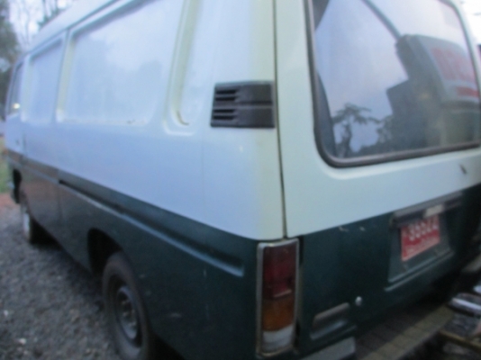 ขายรถตู้ ISUZU BUDDYหลังคาสูง ตู้ทึบ ใช้ดี ถูก ทะเบียนพร้อม