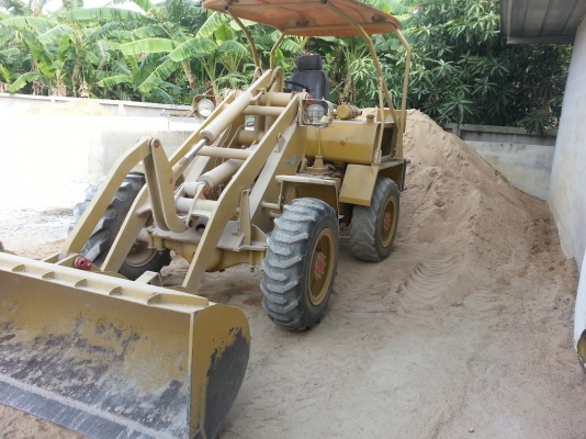 ขายรถตักล้อยาง furugawa ตักได้ 1 คิว เจ้าของขายเอง