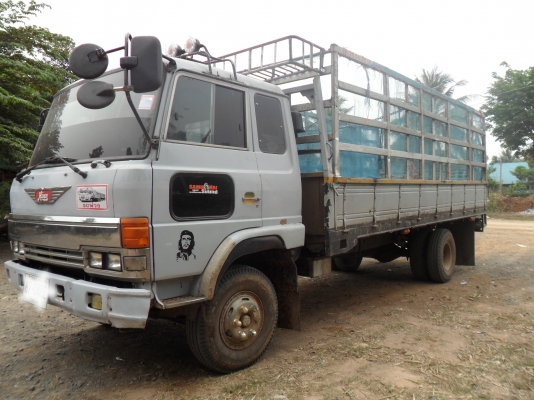 ขายด่วนหกล้อHino fd175b สภาพดี