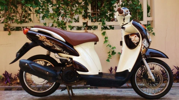 Jelato ปลายปี 2012 วิ่ง 3500 งามๆ โปรโมชั่นแรงๆ Jelato ปลายปี 2012 วิ่ง 3500 งามๆ โปรโมชั่นแรงๆ