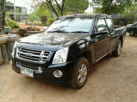 ISUZU D-MAX SPACE CAB SLX 2.5 MT ปี 52 แพลทินั่ม รถบ้านเดิมๆสีบางทั้งคัน เครื่องดี ภายในสวยครบพร้อม CD ABS AIRBAG พ.เพาเวอร์ ก.ไฟฟ้า ซ.ล็อก ไฟขาวไฟตัดหมอกครบครัน ช่วงล่างแน่น ยางสภาพดี 80\% เช็คศูนย์ตลอด ทะเบียนภาษีครบพร้อมโอน ราคาต่อรองได้ครับ