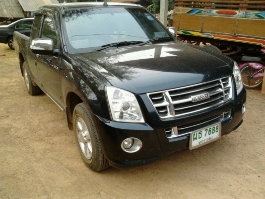 ISUZU D-MAX SPACE CAB SLX 2.5 MT ปี 52 แพลทินั่ม รถบ้านเดิมๆสีบางทั้งคัน เครื่องดี ภายในสวยครบพร้อม CD ABS AIRBAG พ.เพาเวอร์ ก.ไฟฟ้า ซ.ล็อก ไฟขาวไฟตัดหมอกครบครัน ช่วงล่างแน่น ยางสภาพดี 80\% เช็คศูนย์ตลอด ทะเบียนภาษีครบพร้อมโอน ราคาต่อรองได้ครับ