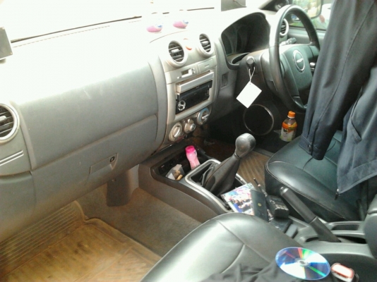 ISUZU D-MAX SPACE CAB SLX 2.5 MT ปี 52 แพลทินั่ม รถบ้านเดิมๆสีบางทั้งคัน เครื่องดี ภายในสวยครบพร้อม CD ABS AIRBAG พ.เพาเวอร์ ก.ไฟฟ้า ซ.ล็อก ไฟขาวไฟตัดหมอกครบครัน ช่วงล่างแน่น ยางสภาพดี 80\% เช็คศูนย์ตลอด ทะเบียนภาษีครบพร้อมโอน ราคาต่อรองได้ครับ