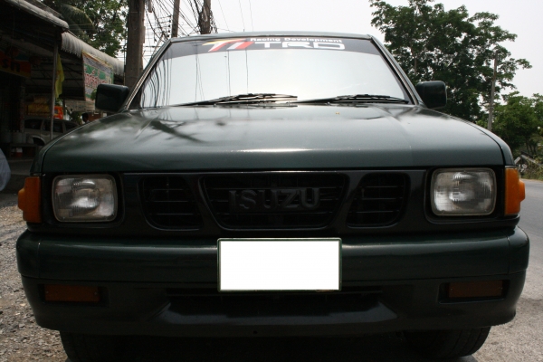 ขายถูกๆ อีซุซุ ตอนเดียว มังกรทอง 125,000 บาท