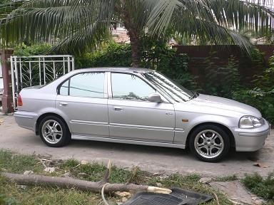 ขายรถเก๋ง Honda Civic 1.6 EXi ปี 1998 เกียร์ออโต้ เบนซิน สีบรอนด์เงิน ขายรถเก๋ง Honda Civic 1.6 EXi ปี 1998 เกียร์ออโต้ เบนซิน สีบรอนด์เงิน