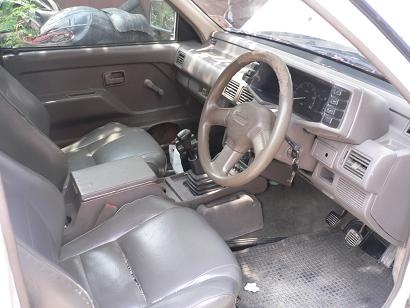 ขายกระบะ ISUZU SPACECAB 2.5 ปี 1993 เกียร์ธรรมดา พวงมาลัยเพาเวอร์