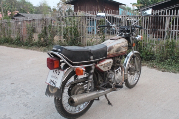 Gl100 เดิมๆพร้อมประกวดทะเบียนเต็มพร้อมโอนถูก15500บาท