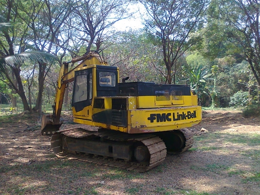 ขายด่วน..รถแบคโฮ ซูมิโตโม่ เท่า  KOMATSU PC120-2 รถสวย แรงขุดดี ไม่มีร้อน พร้อมใช้งาน มีใบอินวอยล์ ปัจจุบันใช้ขุดทราย ทุกๆวัน.