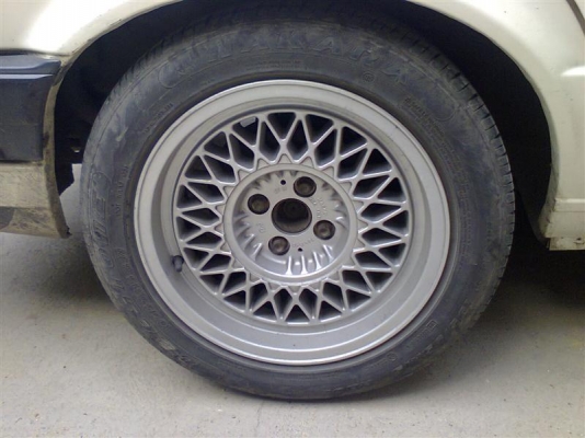 ล้อตรงรุ่น BMW E30 Made in Belgium ล้อตรงรุ่น BMW E30 Made in Belgium