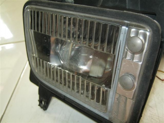 ไฟสปอร์ตไล้ท์ BMW E30 ไฟสปอร์ตไล้ท์ BMW E30