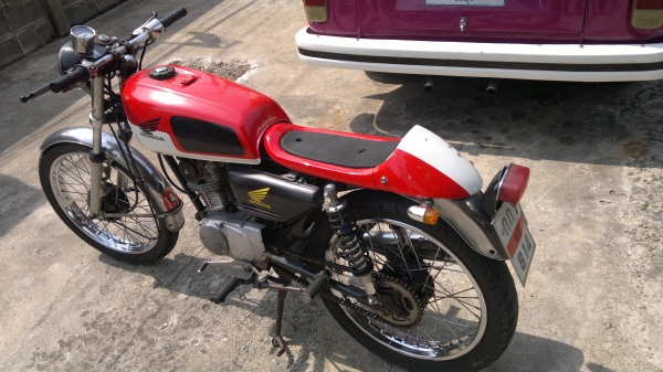 ต้องการขาย HONDA GL 100