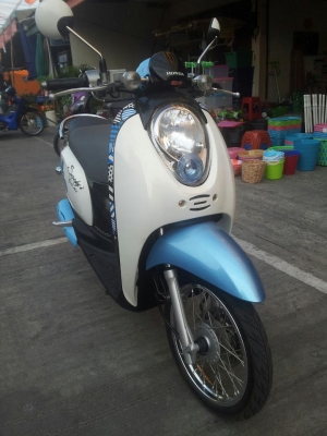 ขายสกู๊ปปี้ ฟ้าขาว ไหม่ สวยๆ