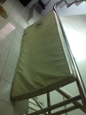 ที่นอนฟองน้ำอัดแข็ง ไม่ยุบตัว สภาพใหม่ ราคาถูก