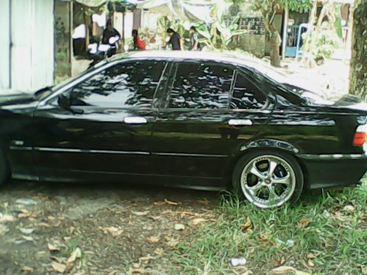 พี่ฝากขาย BMW318i 1J auto แก๊สLPG พี่ฝากขาย BMW318i 1J auto แก๊สLPG