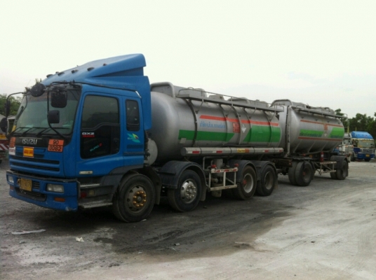 ISUZU GIGA  24 ล้อ  แท้งค์แม่ลูก