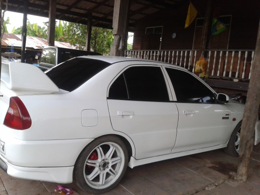 ขายด่วนรถมิตซูท้ายเบนซ์CK4 รถสวยเอกสารครบแอร์เย็นติดแก๊สล้อแม็กราคาเบาๆ