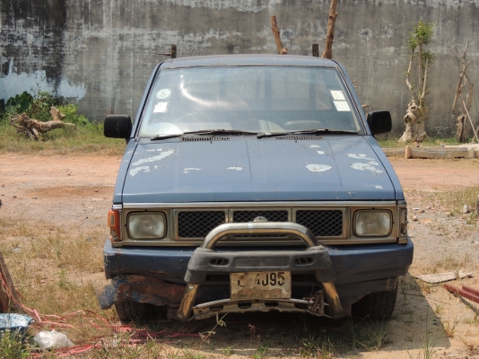 ขายนิสสันบิ๊กเอ็ม ฝาแดง2500 ปี95 /2538หัวเดียว