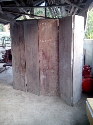 บานประตูไม้สัก เก่า