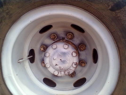 ขาย10ล้อหน้ายาว 1เพลา สภาพดีพร้อมใช้ทะเบียรเต็มเอกสารพร้อโอน