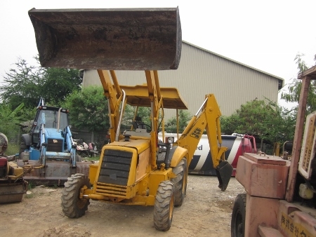 ขาย-รถหน้าตักหลังขุด JCB 3CX มีลายหัวเจาะมาพร้อม รุ่นใหม่ ซีเรียล 432359 สภาพพร้อมใช้งาน มือสองนำเข้าจากญี่ปุ่น