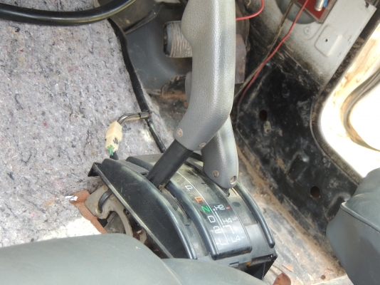 ต้องการขาย รถ SUV  SUZUKI  CARIBIAN  4 WD