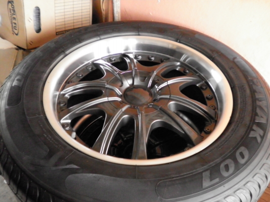 แม็ก18 พร้อมยาง1ชุด ต่อรองได้ ขายได้ขาย