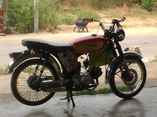 ขาย Yamaha Y100 คลาสสิค ขาย Yamaha Y100 คลาสสิค