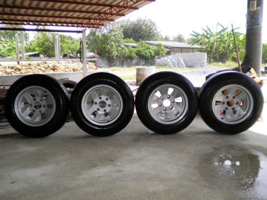 แม็ก15พร้อมยาง1ชุด 205/70/15 บริสโตน ดูเลอร์ ปี10 แม็ก15พร้อมยาง1ชุด 205/70/15 บริสโตน ดูเลอร์ ปี10