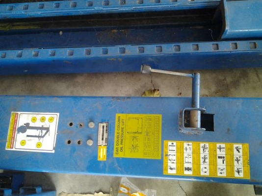 ขายฮ้อย ยกรถยนต์ TMC มือสอง ราคาถูก ขายฮ้อย ยกรถยนต์ TMC มือสอง ราคาถูก