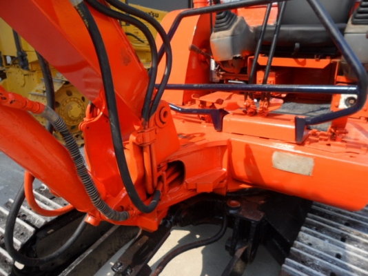 ขายรถขุดเล็ก EX30 ขายรถขุดเล็ก EX30