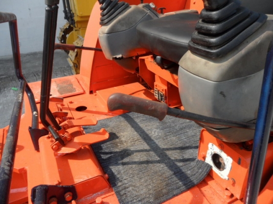 ขายรถขุดเล็ก EX30 ขายรถขุดเล็ก EX30