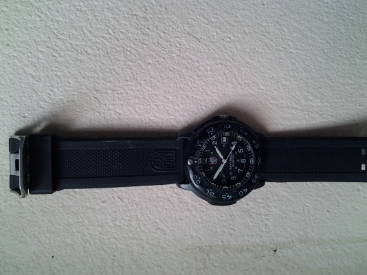 LUMINOX นาฬิกา luminox กระจกซัฟไฟร์ ดำน้ำลึก 200 เมตร เข็มนาที เข็มชั่วโมง เป็นแท่งแก๊ส