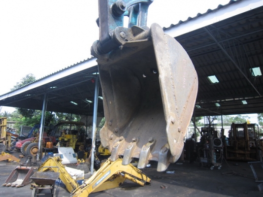 ขาย รถขุดเล็ก KOMATSU รุ่น PC30-7- แทร็กเหล็ก มือสองญี่ปุ่น