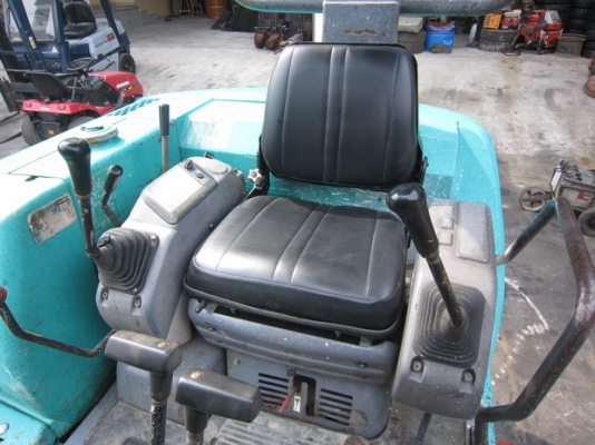 ขาย รถขุดเล็ก KOMATSU รุ่น PC30-7- แทร็กเหล็ก มือสองญี่ปุ่น