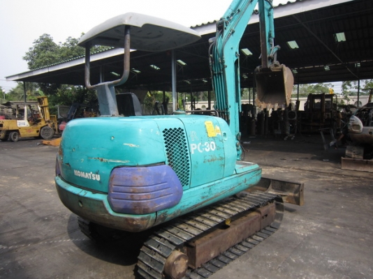 ขาย รถขุดเล็ก KOMATSU รุ่น PC30-7- แทร็กเหล็ก มือสองญี่ปุ่น